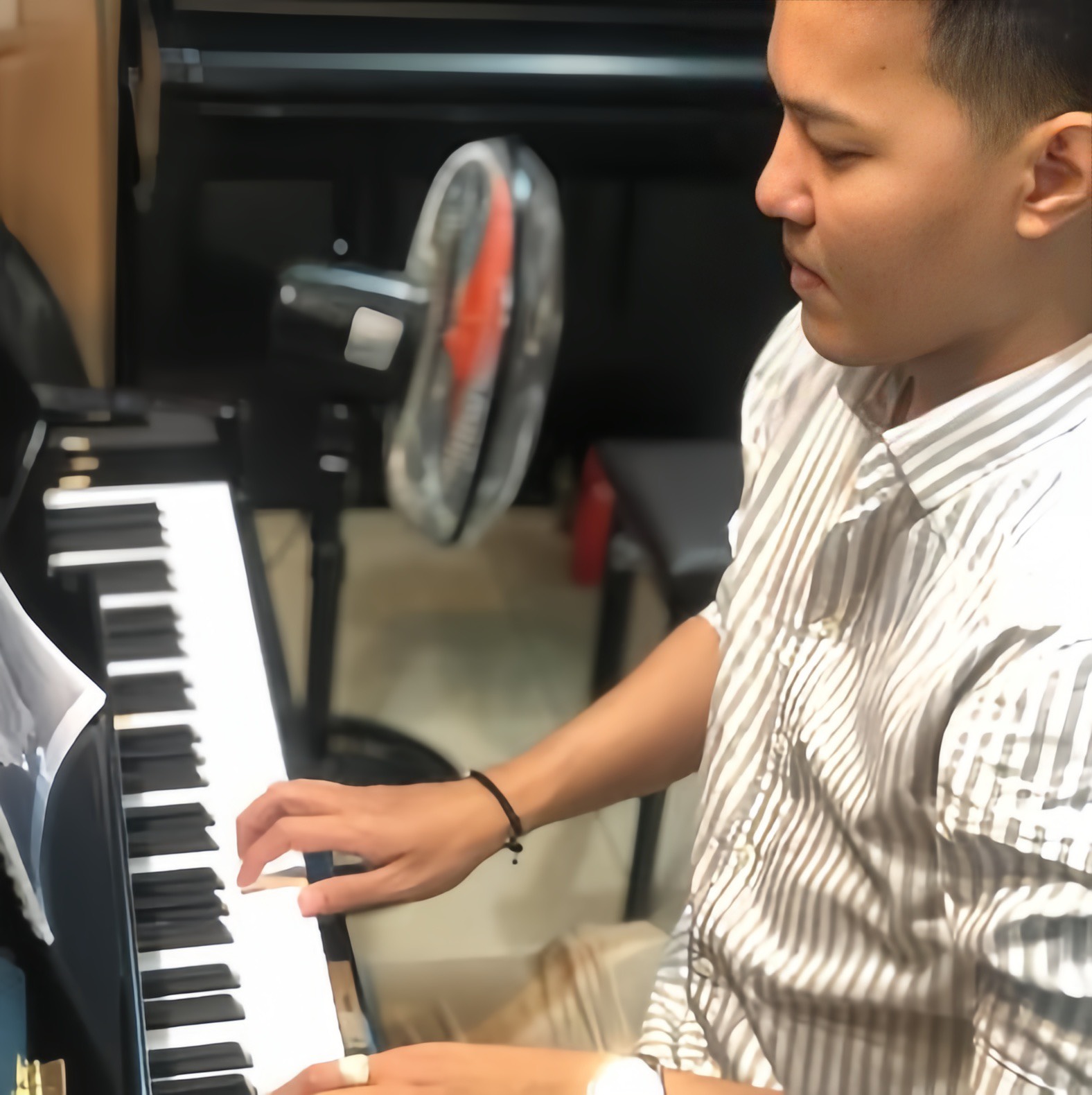 Khoá học Đệm hát Piano tại Music & Color