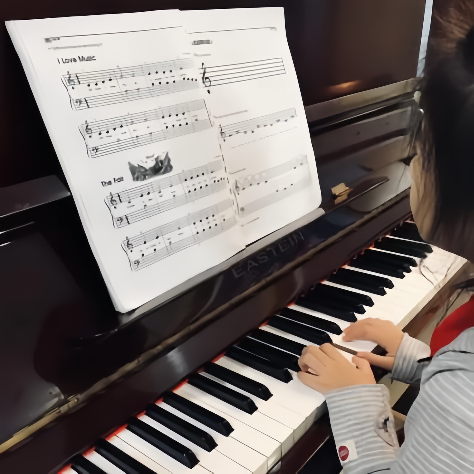 Học viên lớp học Đệm hát Piano của Music & Color
